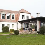 Gut Sarnow - Und Restaurant 3* Schorfheide