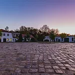 Gut Sarnow - Und Restaurant Отель 3*