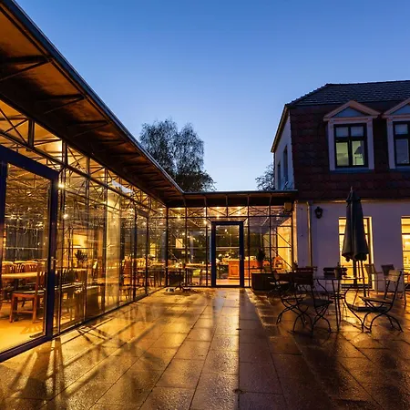 Gut Sarnow - Und Restaurant