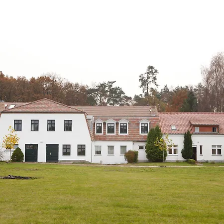 Gut Sarnow - Und Restaurant 3* Schorfheide