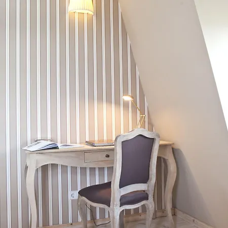 فندق Gut Sarnow - Und Restaurant 3*