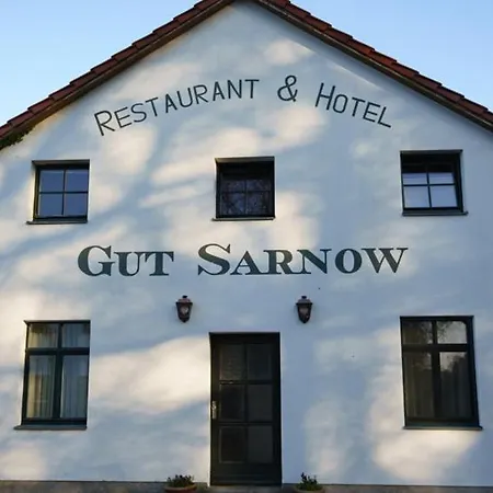 فندق Gut Sarnow - Und Restaurant 3*