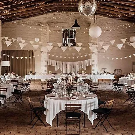 Hotel Gut Sarnow - Und Restaurant