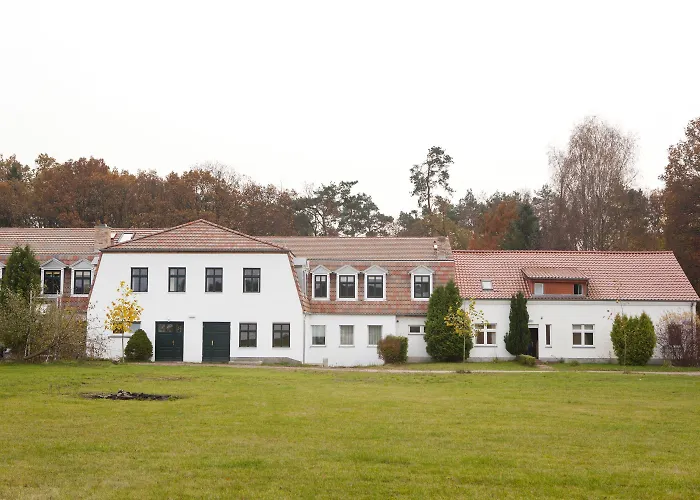 Gut Sarnow - Und Restaurant 3* Schorfheide