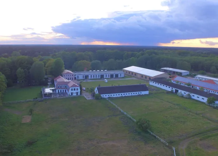 Gut Sarnow - Und Restaurant Hotel