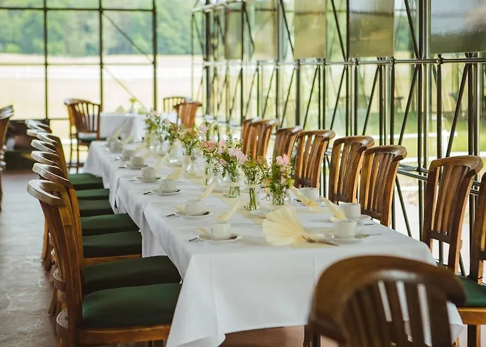 Gut Sarnow - Und Restaurant Hotel Schorfheide