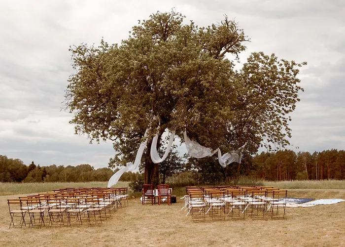 Gut Sarnow - Und Restaurant Hotel