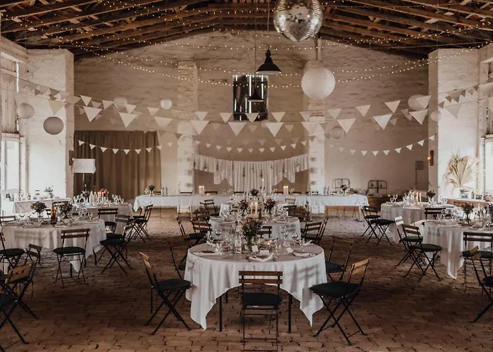 Отель Gut Sarnow - Und Restaurant