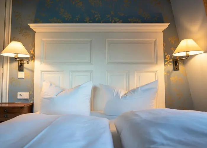 Gut Sarnow - Und Restaurant 3* Schorfheide