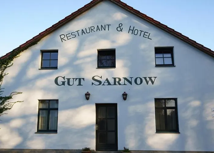 Hotel Gut Sarnow - Und Restaurant 3*