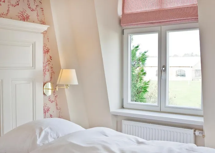 Hotel Gut Sarnow - Hotel, Restaurant Und Reitanlage 3*